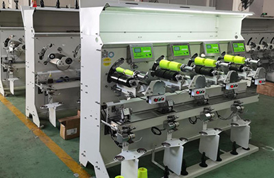Bobinadora de hilo de coser operada en Turquía